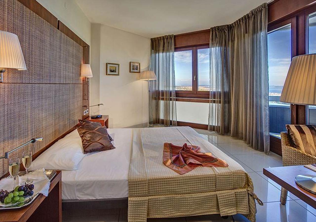 Hotel Le Tegnue Sottomarina Eksteriør billede